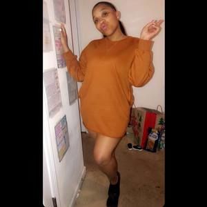 Meet your Posher, Malia